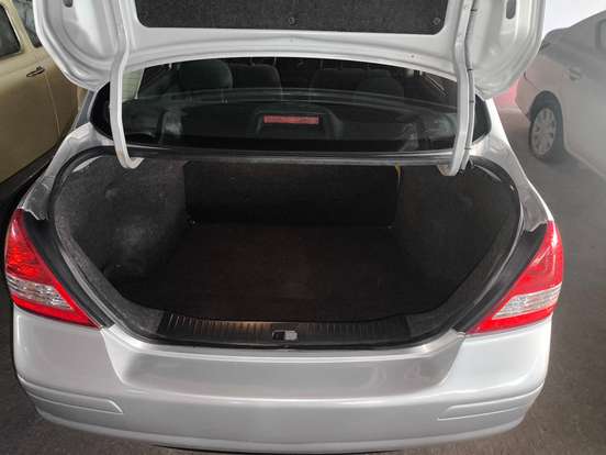 NISSAN-TIIDA-1.8 SEDAN 16V FLEX 4P MANUAL NISSAN-TIIDA-2011