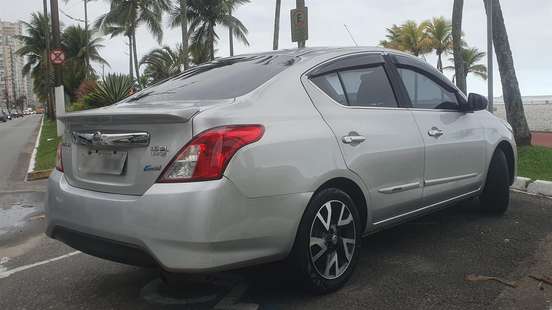 NISSAN-VERSA-1.6 16V FLEXSTART UNIQUE 4P XTRONIC NISSAN-VERSA-2017
