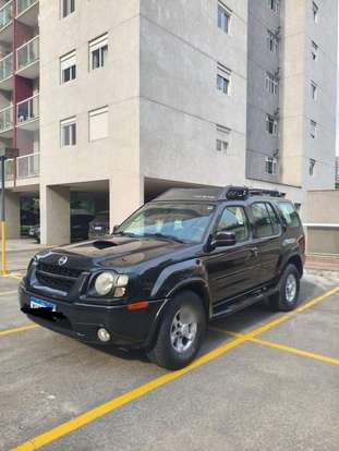 NISSAN-XTERRA-2004