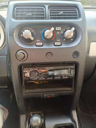 NISSAN-XTERRA-2004