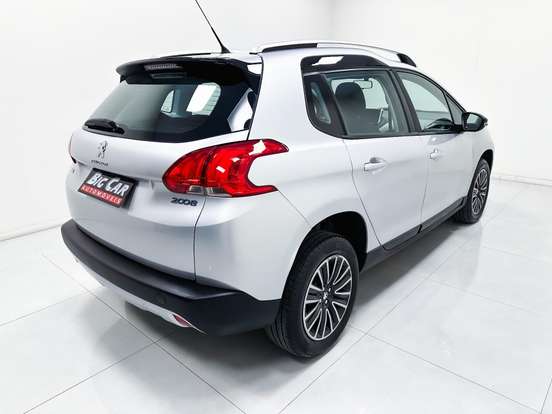 PEUGEOT-2008-2017