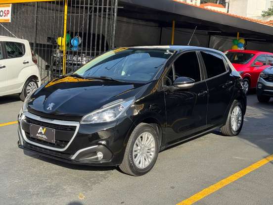 PEUGEOT-208-2016