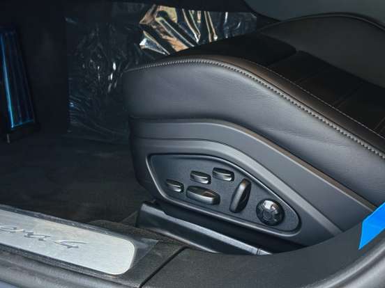 PORSCHE-PANAMERA-2025