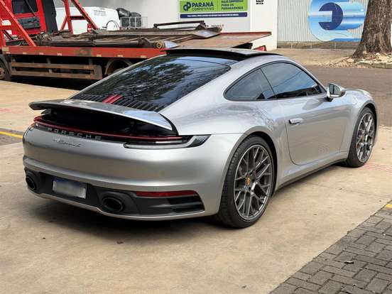 PORSCHE-911-2023