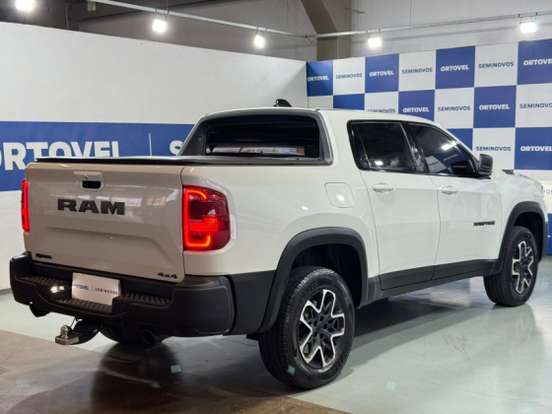RAM-RAMPAGE-2.0 HURRICANE 4 TURBO GASOLINA REBEL 4X4 AUTOMÁTICO RAM-RAMPAGE-2023