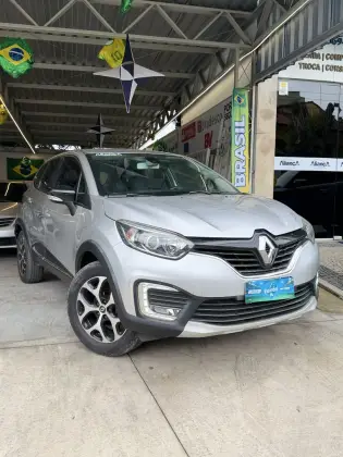 RENAULT CAPTUR 1.6 16V SCE FLEX INTENSE X-TRONIC RENAULT CAPTUR 1.6 16V SCE FLEX INTENSE X-TRONIC