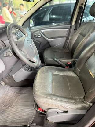 RENAULT-DUSTER-2012