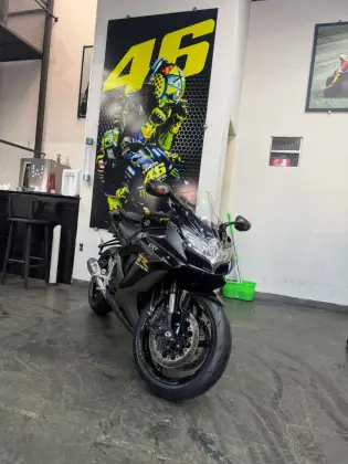 SUZUKI GSX-R750 W SRAD SUZUKI GSX-R750 W SRAD