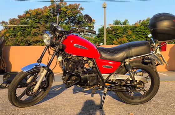 SUZUKI INTRUDER 125 