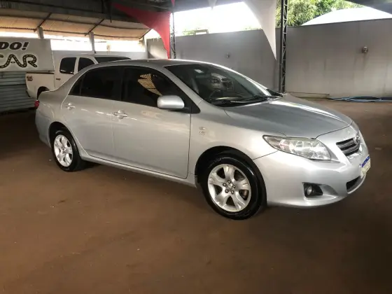 TOYOTA COROLLA 1.8 GLI 16V FLEX 4P AUTOMÁTICO TOYOTA COROLLA 1.8 GLI 16V FLEX 4P AUTOMÁTICO