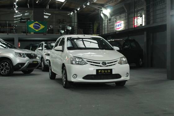 TOYOTA ETIOS 1.3 X 16V FLEX 4P MANUAL
