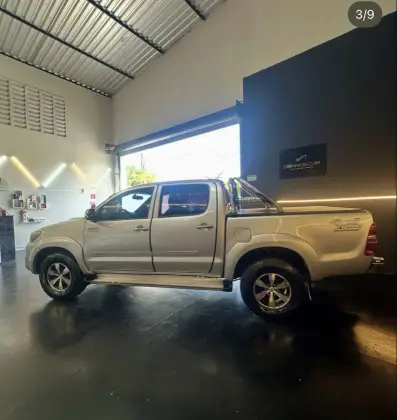 TOYOTA HILUX 2.5 STD 4X2 CD 16V TURBO DIESEL 4P MANUAL TOYOTA HILUX 2.5 STD 4X2 CD 16V TURBO DIESEL 4P MANUAL