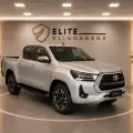 TOYOTA HILUX 2.8 D-4D TURBO DIESEL CD SRX 4X4 AUTOMÁTICO TOYOTA HILUX 2.8 D-4D TURBO DIESEL CD SRX 4X4 AUTOMÁTICO