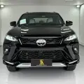 TOYOTA HILUX SW4 2.8 D-4D TURBO DIESEL DIAMOND 7L 4X4 AUTOMÁTICO TOYOTA HILUX SW4 2.8 D-4D TURBO DIESEL DIAMOND 7L 4X4 AUTOMÁTICO