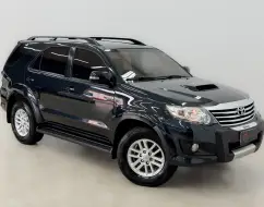 TOYOTA HILUX SW4 3.0 SRV 4X4 16V TURBO INTERCOOLER DIESEL 4P AUTOMÁTICO TOYOTA HILUX SW4 3.0 SRV 4X4 16V TURBO INTERCOOLER DIESEL 4P AUTOMÁTICO