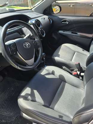 TOYOTA-ETIOS-1.5 XLS SEDAN 16V FLEX 4P AUTOMÁTICO TOYOTA-ETIOS-2016