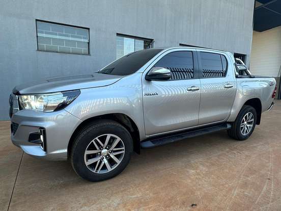 TOYOTA-HILUX-2.8 SRV 4X4 CD 16V DIESEL 4P AUTOMÁTICO TOYOTA-HILUX-2019