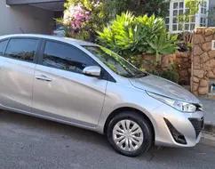 TOYOTA YARIS 1.5 16V FLEX SEDAN XL LIVE MULTIDRIVE TOYOTA YARIS 1.5 16V FLEX SEDAN XL LIVE MULTIDRIVE