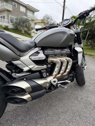 TRIUMPH-ROCKET III R-2023