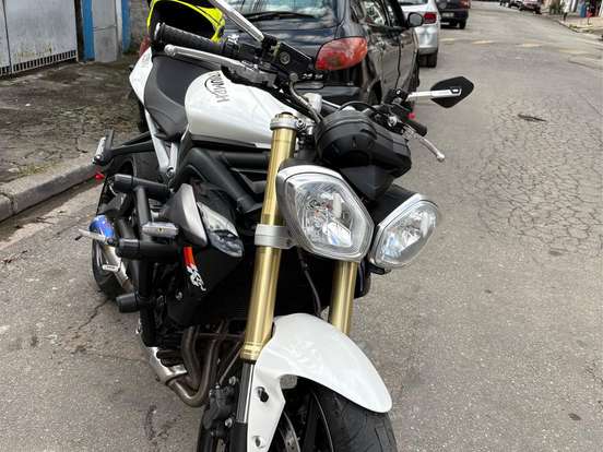 TRIUMPH-STREET TRIPLE 675 ABS TRIUMPH-STREET TRIPLE 675 ABS-2015