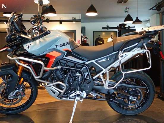 TRIUMPH-TIGER 900 DESERT EDITION TRIUMPH-TIGER 900 DESERT EDITION-2026