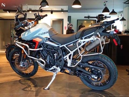 TRIUMPH-TIGER 900 DESERT EDITION TRIUMPH-TIGER 900 DESERT EDITION-2026