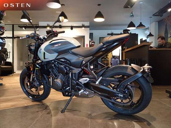 TRIUMPH-TRIDENT 660 TRIUMPH-TRIDENT 660-2026