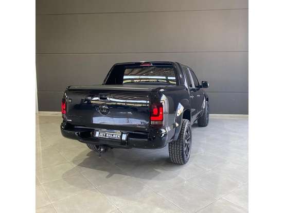 VOLKSWAGEN-AMAROK-2022