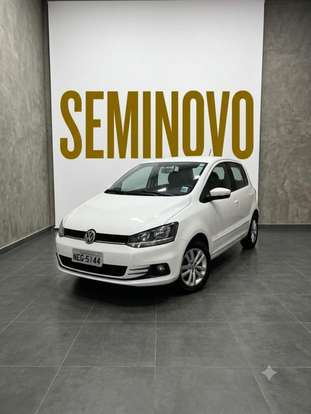 VOLKSWAGEN-FOX-2018