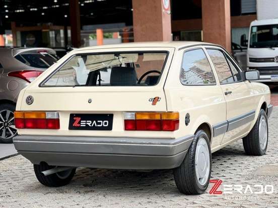 VOLKSWAGEN-GOL-1993