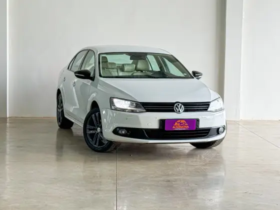 VOLKSWAGEN JETTA 2.0 COMFORTLINE FLEX 4P TIPTRONIC VOLKSWAGEN JETTA 2.0 COMFORTLINE FLEX 4P TIPTRONIC