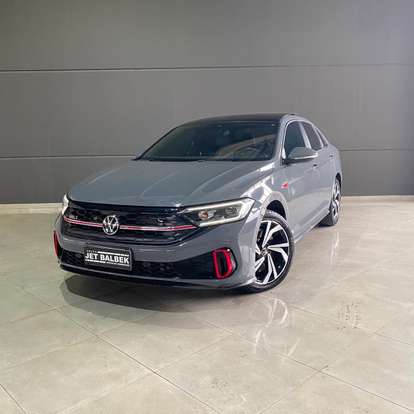 VOLKSWAGEN-JETTA-2024