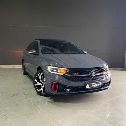 VOLKSWAGEN-JETTA-2024