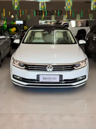 VOLKSWAGEN PASSAT 2.0 16V TSI BLUEMOTION GASOLINA HIGHLINE 4P DSG VOLKSWAGEN PASSAT 2.0 16V TSI BLUEMOTION GASOLINA HIGHLINE 4P DSG