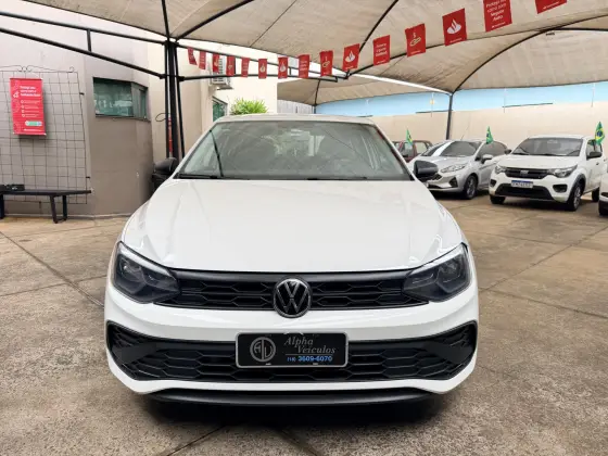 VOLKSWAGEN POLO 1.0 MPI TRACK MANUAL VOLKSWAGEN POLO 1.0 MPI TRACK MANUAL
