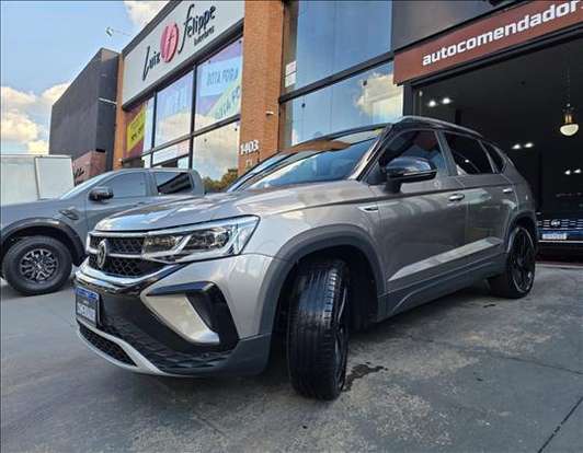 VOLKSWAGEN-TAOS-2021