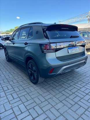 VOLKSWAGEN-T-CROSS-2025