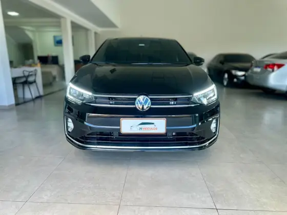 VOLKSWAGEN VIRTUS 1.0 200 TSI HIGHLINE AUTOMÁTICO