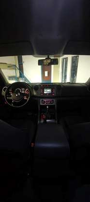 VOLKSWAGEN-AMAROK-2015