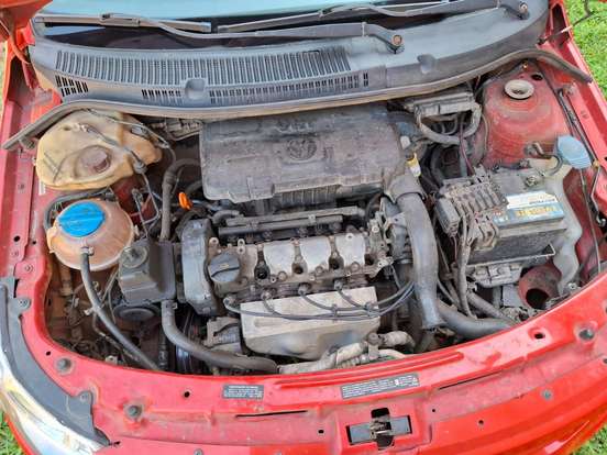VOLKSWAGEN-GOL-1.0 MI ROCK IN RIO 8V FLEX 4P MANUAL VOLKSWAGEN-GOL-2011