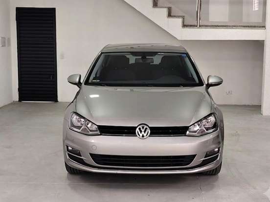 VOLKSWAGEN-GOLF-1.4 TSI HIGHLINE 16V GASOLINA 4P AUTOMÁTICO VOLKSWAGEN-GOLF-2015