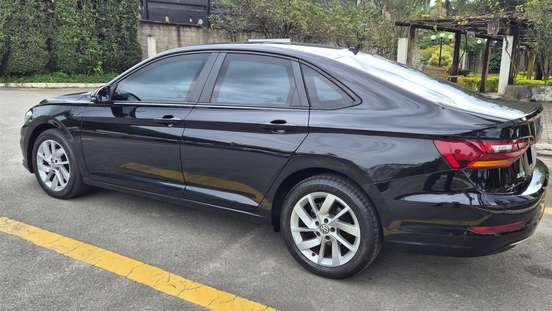 VOLKSWAGEN-JETTA-2018