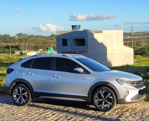 VOLKSWAGEN NIVUS 1.0 200 TSI TOTAL FLEX HIGHLINE AUTOMÁTICO