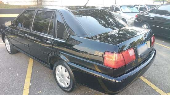 VOLKSWAGEN-SANTANA-2001
