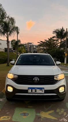 VOLKSWAGEN T-CROSS 1.0 200 TSI TOTAL FLEX AUTOMÁTICO