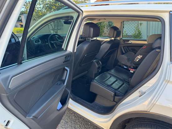 VOLKSWAGEN-TIGUAN-1.4 250 TSI TOTAL FLEX ALLSPACE COMFORTLINE TIPTRONIC VOLKSWAGEN-TIGUAN-2018