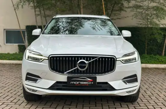 VOLVO-XC60-2018