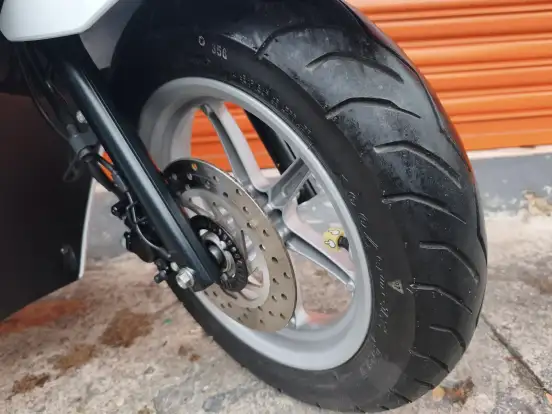 YAMAHA-FLUO 125 HYBRID CONNECTED ABS YAMAHA-FLUO 125 HYBRID CONNECTED ABS-2025