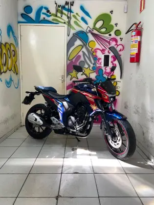 YAMAHA FZ25 FAZER ABS 