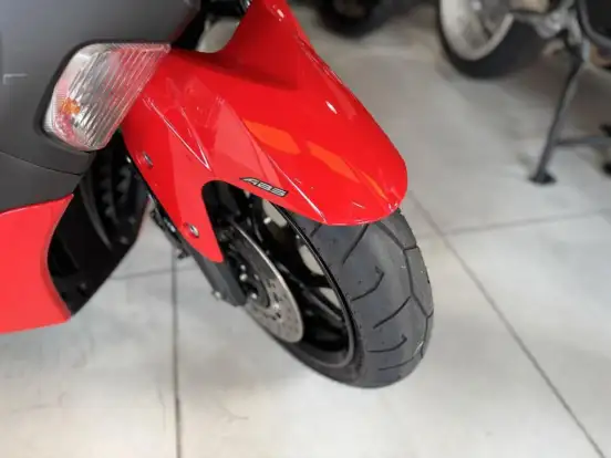 YAMAHA-NMAX CONNECTED 160 ABS-2024